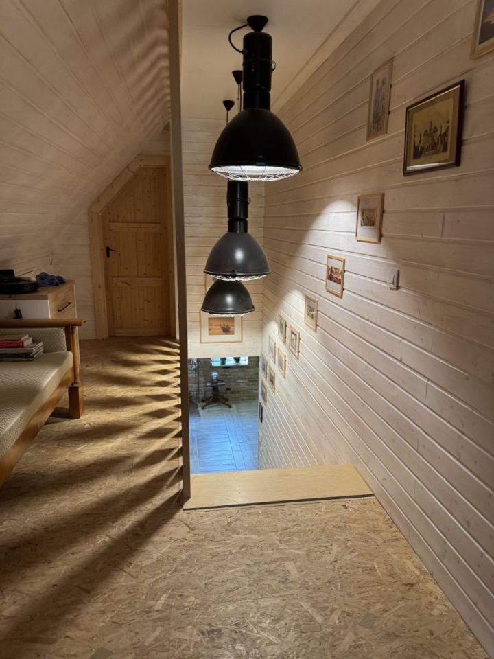 dom wolnostojący, 3 pokoje Jelenia Góra, ul. Karkonoska. Zdjęcie 9