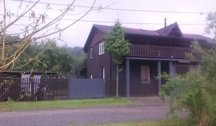 dom wolnostojący, 8 pokoi Brenna Spalona, ul. Wiejska