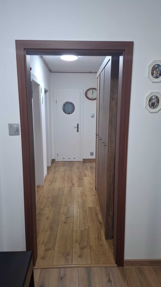 Mieszkanie 4-pokojowe Oleśnica, ul. Mikołaja Kopernika. Zdjęcie 2