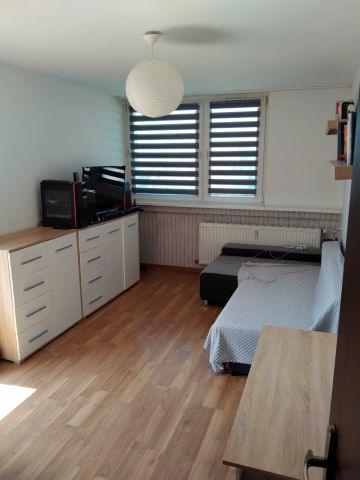 Mieszkanie 2-pokojowe Zgorzelec, ul. Stanisława Wyspiańskiego. Zdjęcie 1