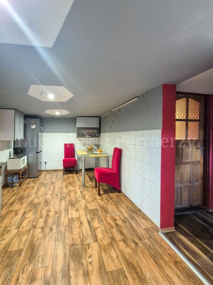 dom wolnostojący, 5 pokoi Pasiecznik. Zdjęcie 18