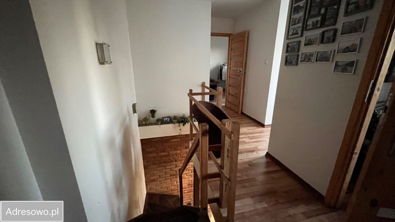 dom wolnostojący, 4 pokoje Brzeziny, ul. Juliusza Słowackiego. Zdjęcie 3