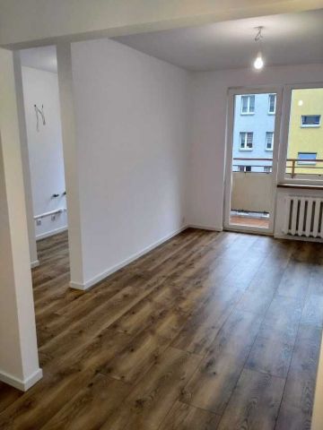 Mieszkanie 1-pokojowe Bytom, ul. Kazimierza Pułaskiego. Zdjęcie 1