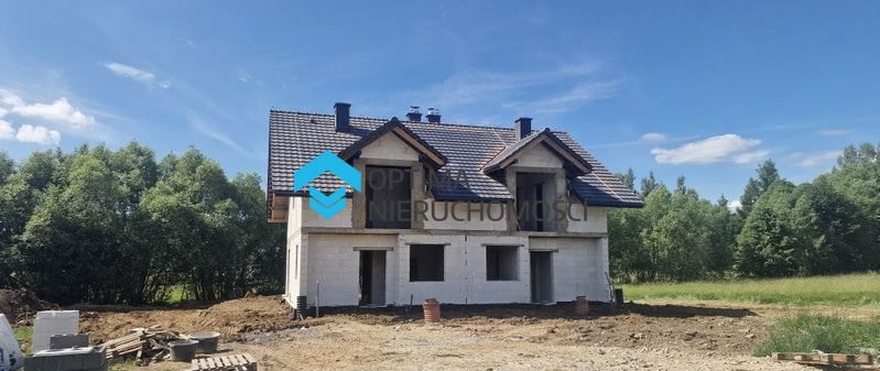 bliźniak, 5 pokoi Komarno. Zdjęcie 3