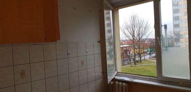 Mieszkanie 4-pokojowe Bełchatów. Zdjęcie 1