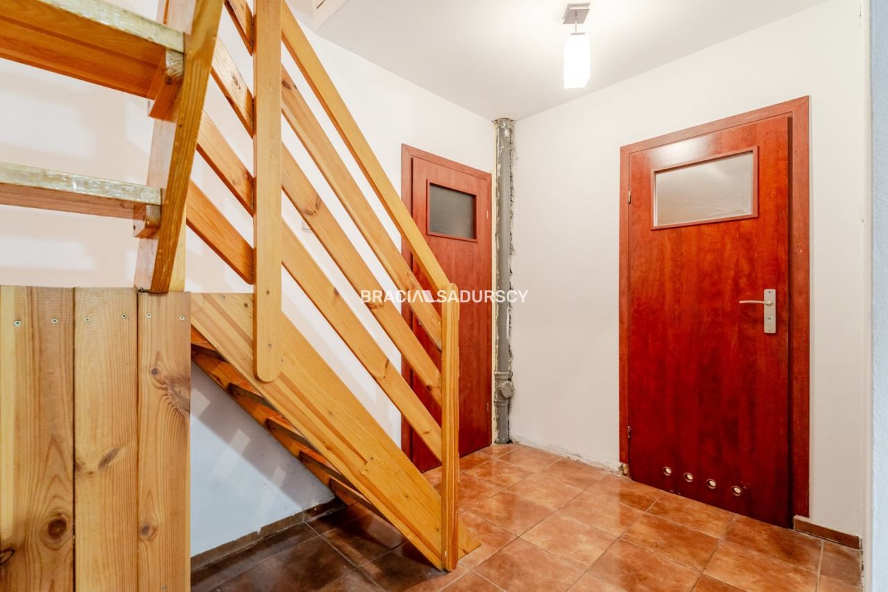 dom wolnostojący, 5 pokoi Kłokoczyn, ul. Wesoła. Zdjęcie 30