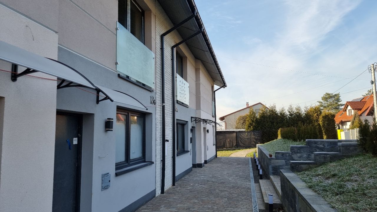 bliźniak, 5 pokoi Kraków Podgórze Duchackie, ul. Wyrwa