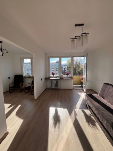 Mieszkanie 3-pokojowe Bielsko-Biała Złote Łany, ul. Akademii Umiejętności. Zdjęcie 1