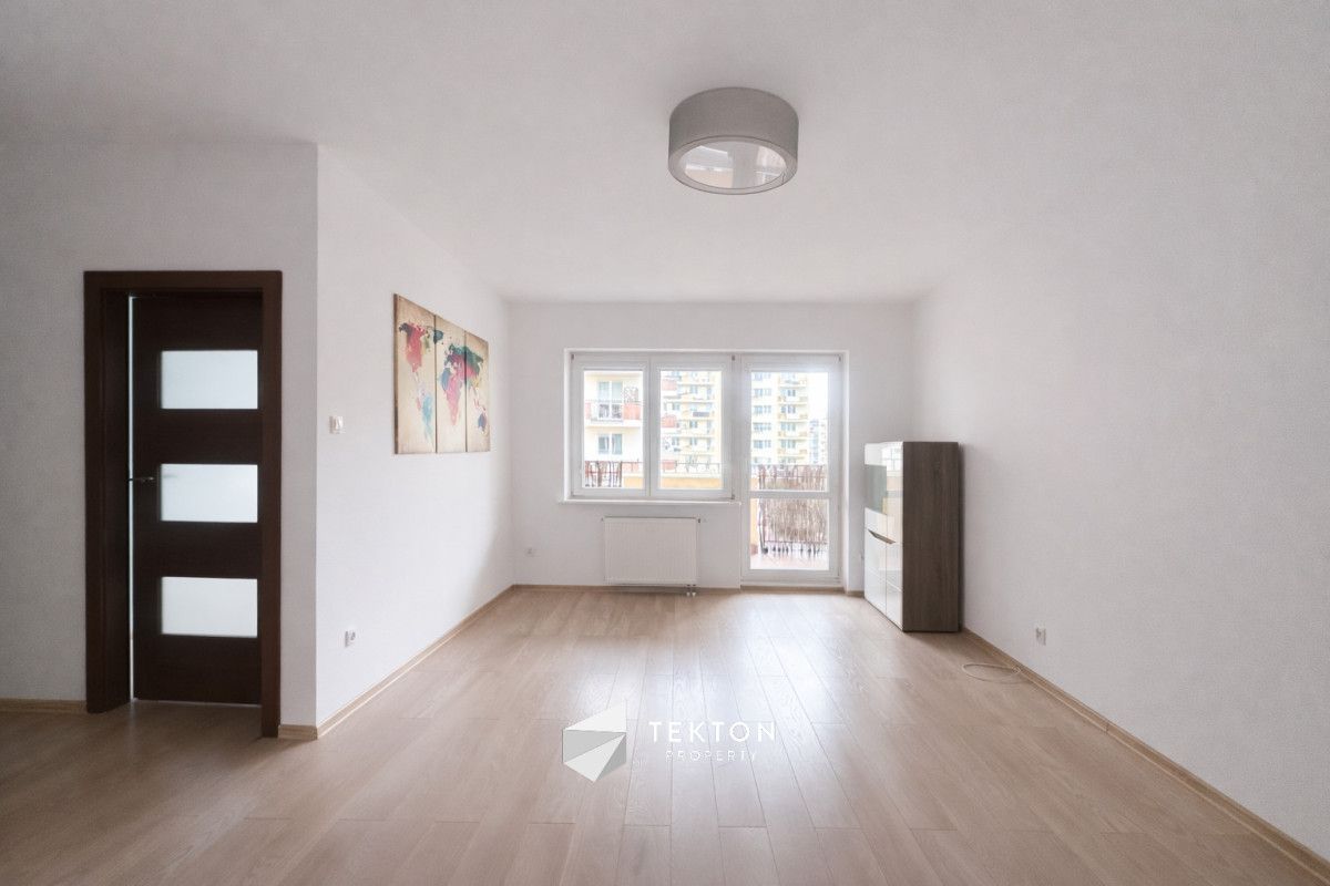 Mieszkanie 3-pokojowe Warszawa Ursus, ul. Tomcia Palucha. Zdjęcie 1