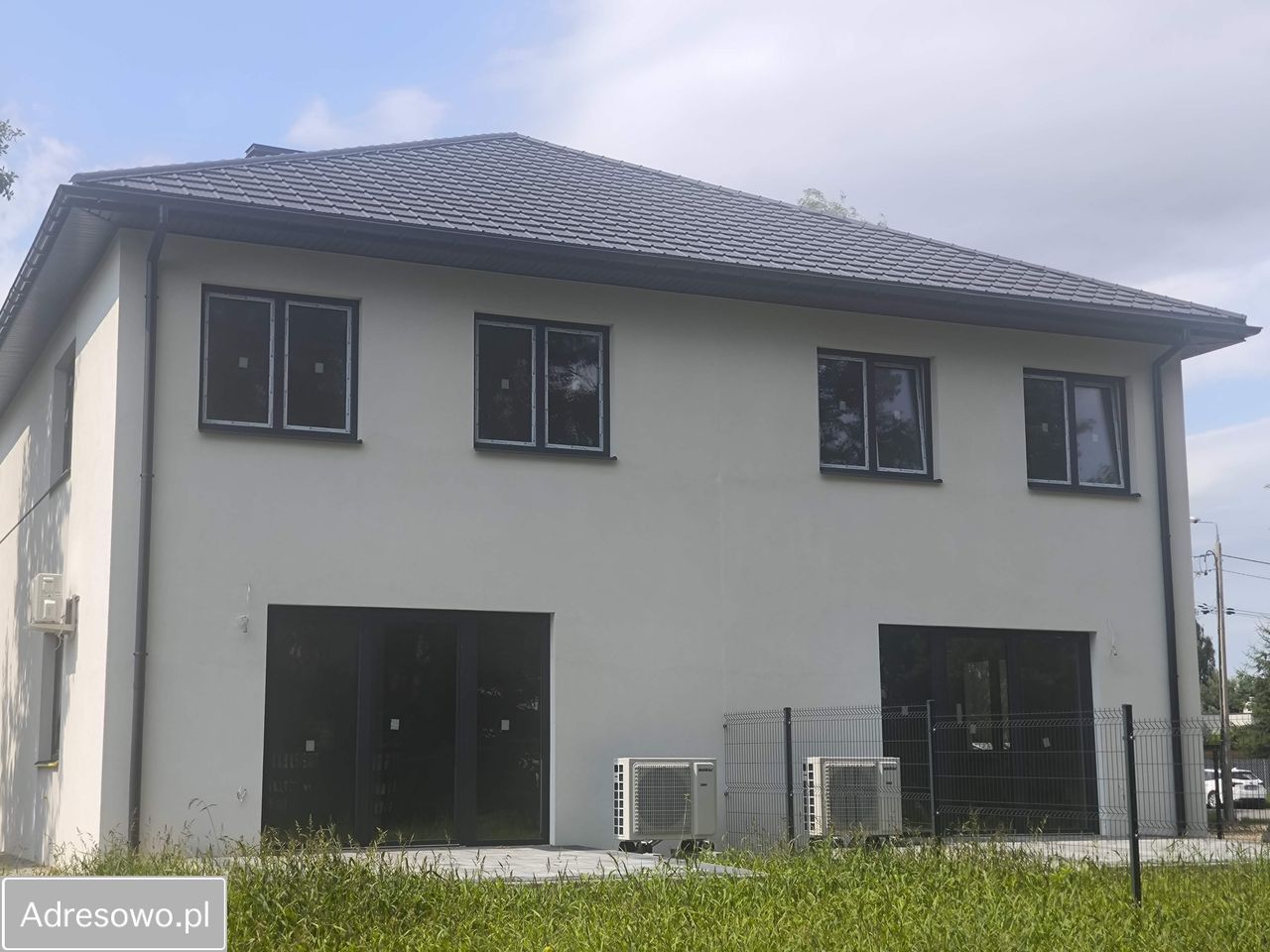 bliźniak, 4 pokoje Brwinów. Zdjęcie 2