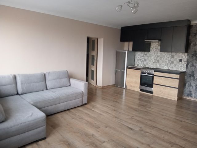 Mieszkanie 2-pokojowe Radom Osiedle XV-lecia, ul. Janusza Kusocińskiego. Zdjęcie 1