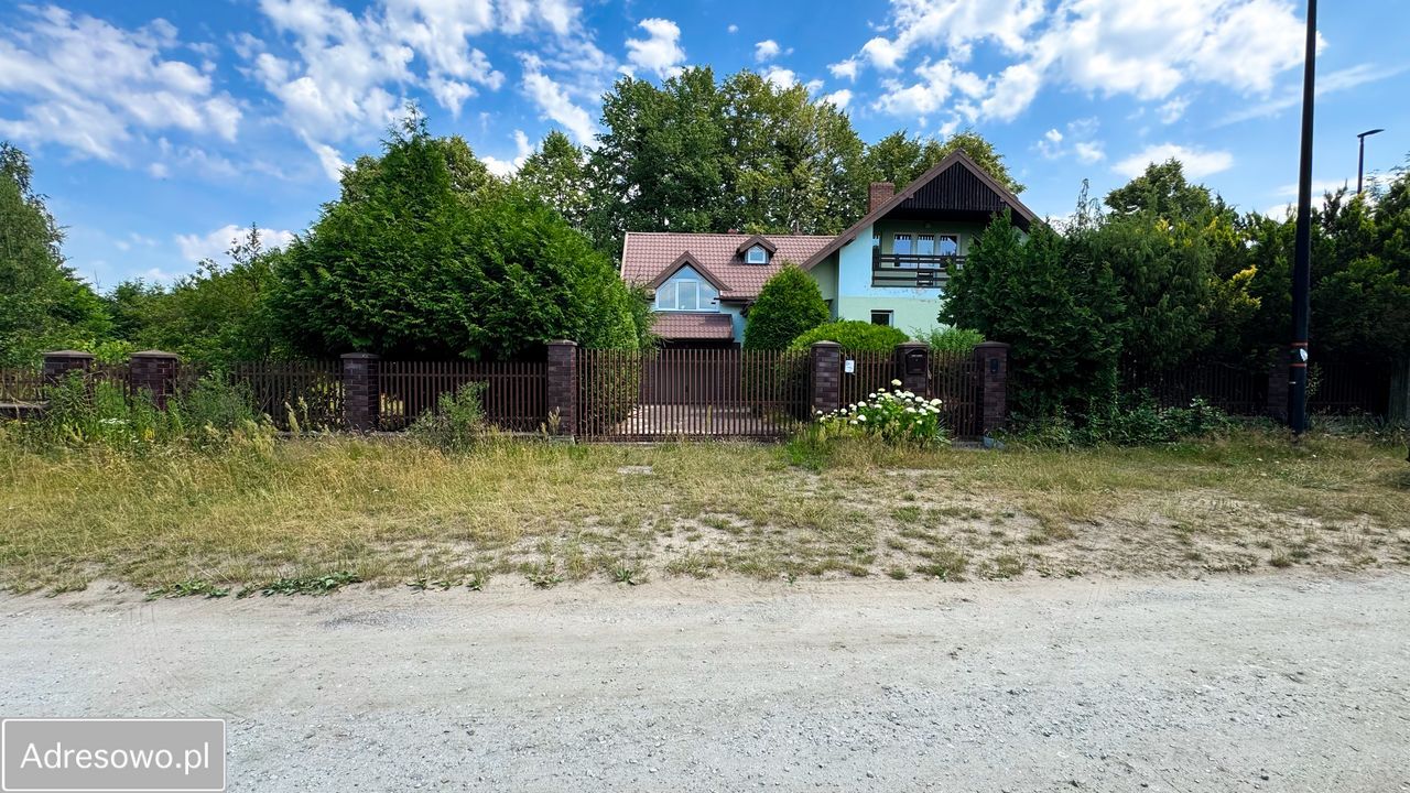 dom wolnostojący, 5 pokoi Łódź Bałuty, ul. Normandzka. Zdjęcie 8