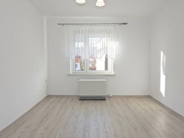 Mieszkanie 1-pokojowe Piekary Śląskie Szarlej, ul. gen. Jerzego Ziętka. Zdjęcie 1