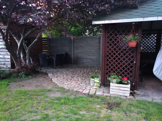 Mieszkanie 4-pokojowe Runowo Pomorskie, Kolejowa. Zdjęcie 16