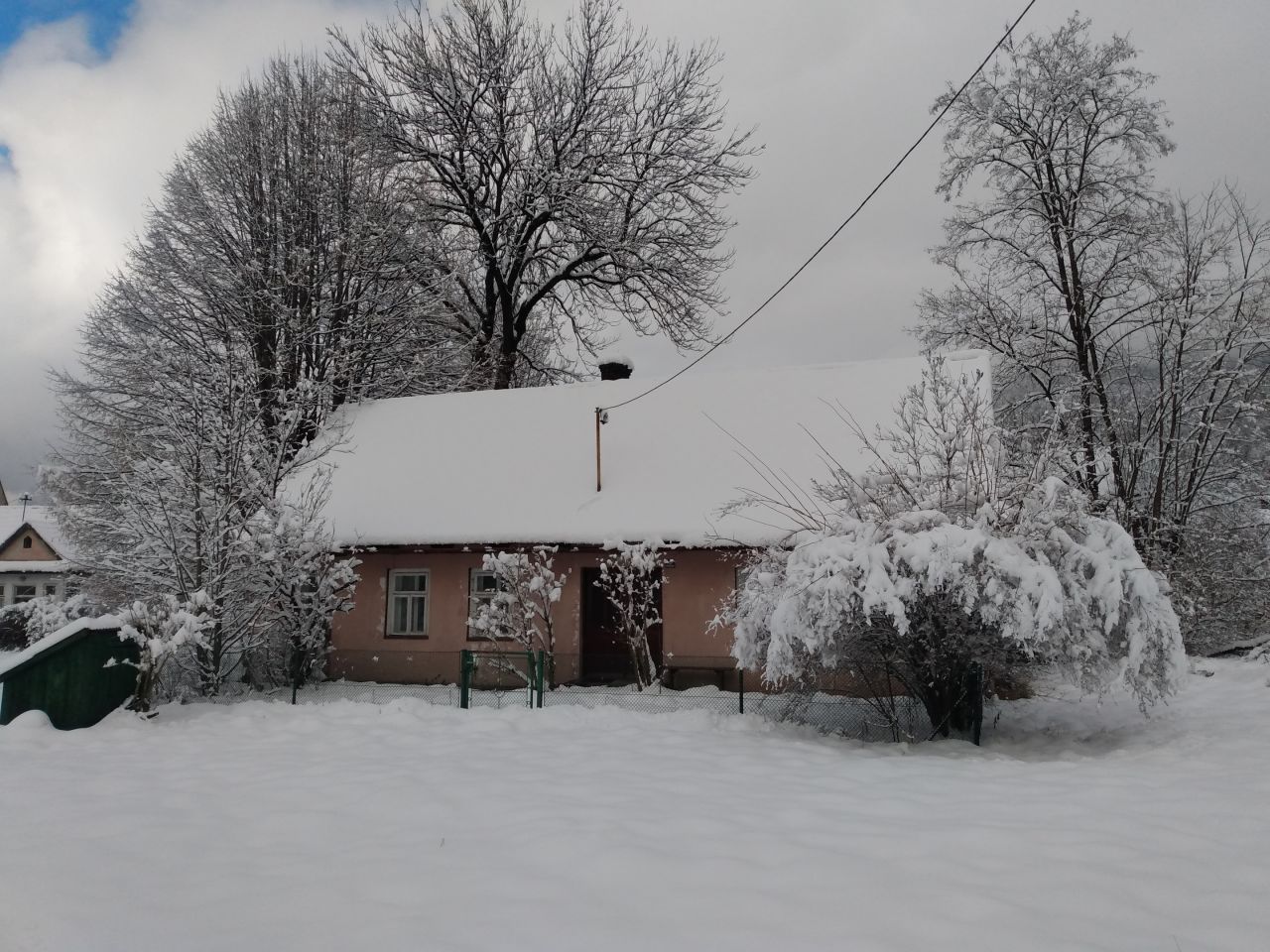 dom wolnostojący, 4 pokoje Mszana Dolna Łabuzy, ul. Spadochroniarzy . Zdjęcie 1