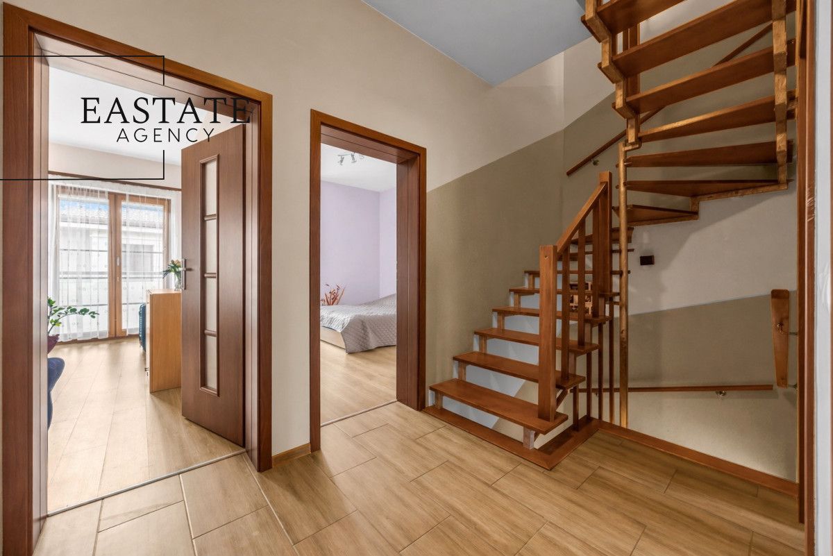 dom szeregowy, 6 pokoi Izabelin-Dziekanówek, ul. Lasek Brzozowy. Zdjęcie 7