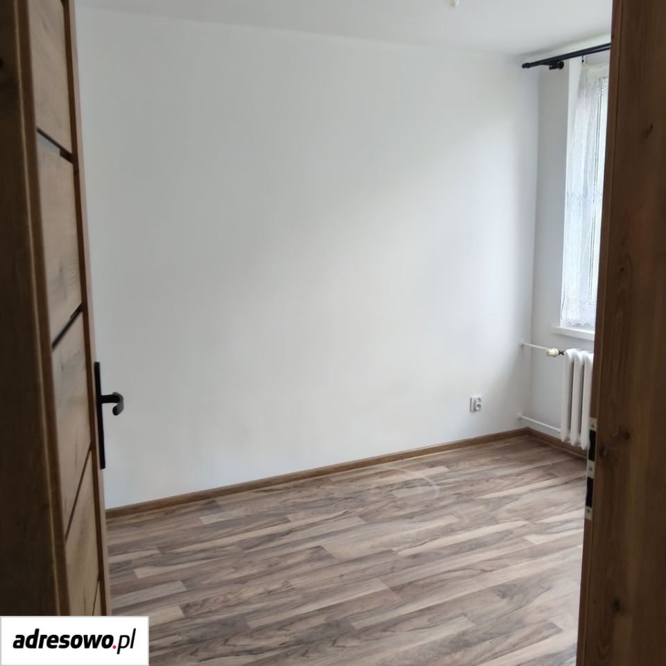 Mieszkanie 3-pokojowe Tarnowskie Góry Osada Jana, ul. Słoneczników. Zdjęcie 3