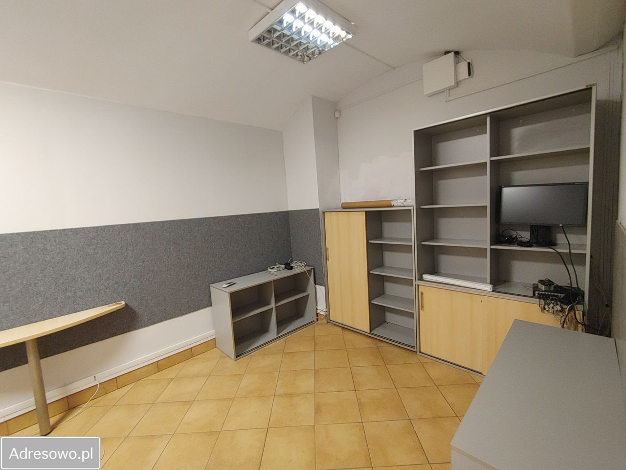 Hala/magazyn Ligota. Zdjęcie 17