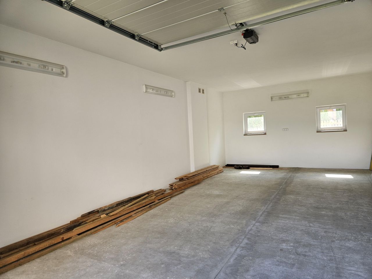 dom wolnostojący, 8 pokoi Busko-Zdrój Łagiewniki. Zdjęcie 10