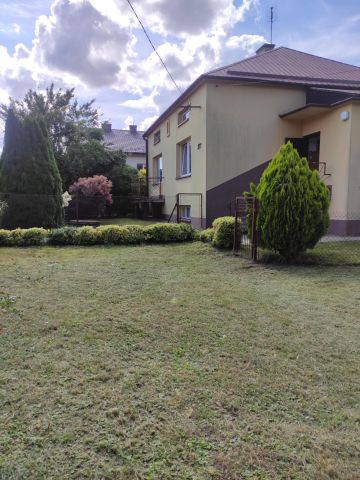dom wolnostojący, 3 pokoje Kosina, Kosina. Zdjęcie 1