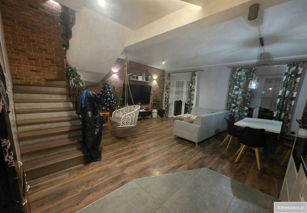 dom wolnostojący, 4 pokoje Niepołomice, ul. Portowa. Zdjęcie 5