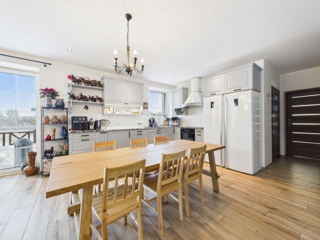 dom wolnostojący, 6 pokoi Warkałki. Zdjęcie 4