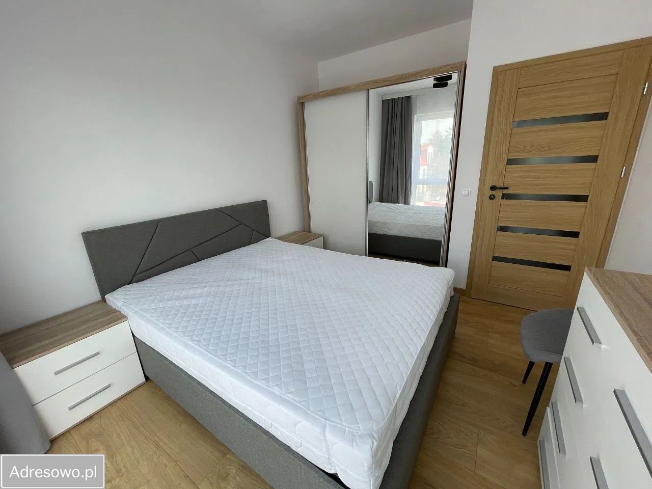 Mieszkanie 3-pokojowe Piastów, ul. Jana Sadowskiego. Zdjęcie 3