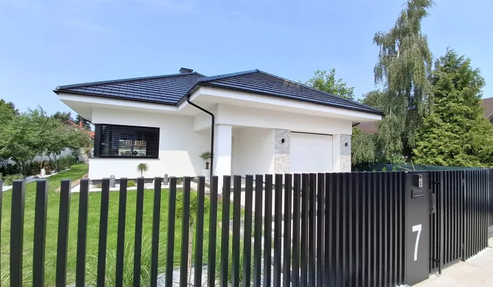 dom wolnostojący, 4 pokoje Ostrów Wielkopolski Pruślin, ul. Jarzębinowa
