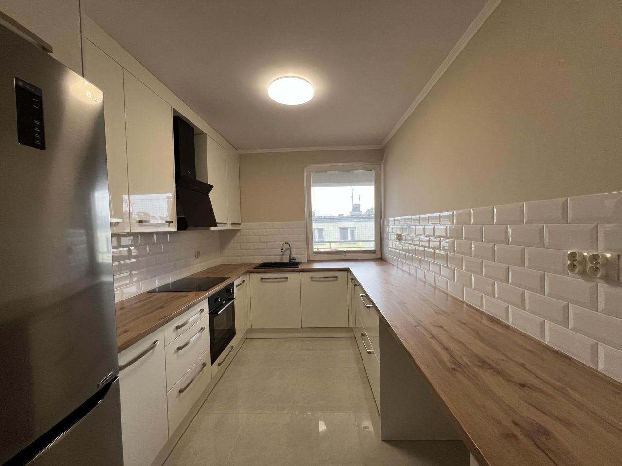 Mieszkanie 3-pokojowe Jarosław, ul. Księdza Jakuba Makary. Zdjęcie 3