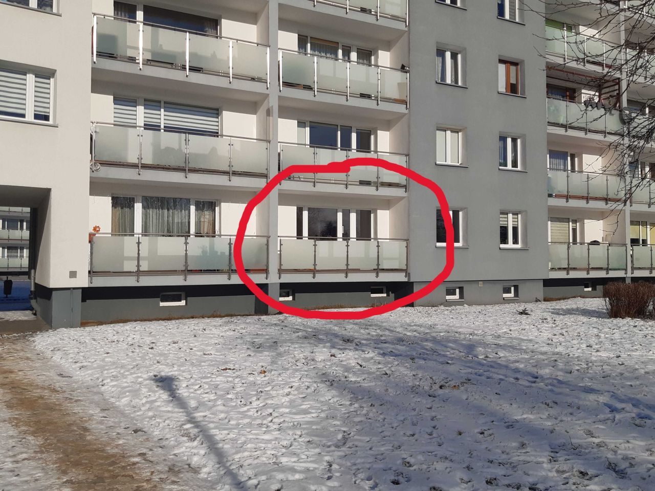 Mieszkanie 3-pokojowe Złocieniec. Zdjęcie 5