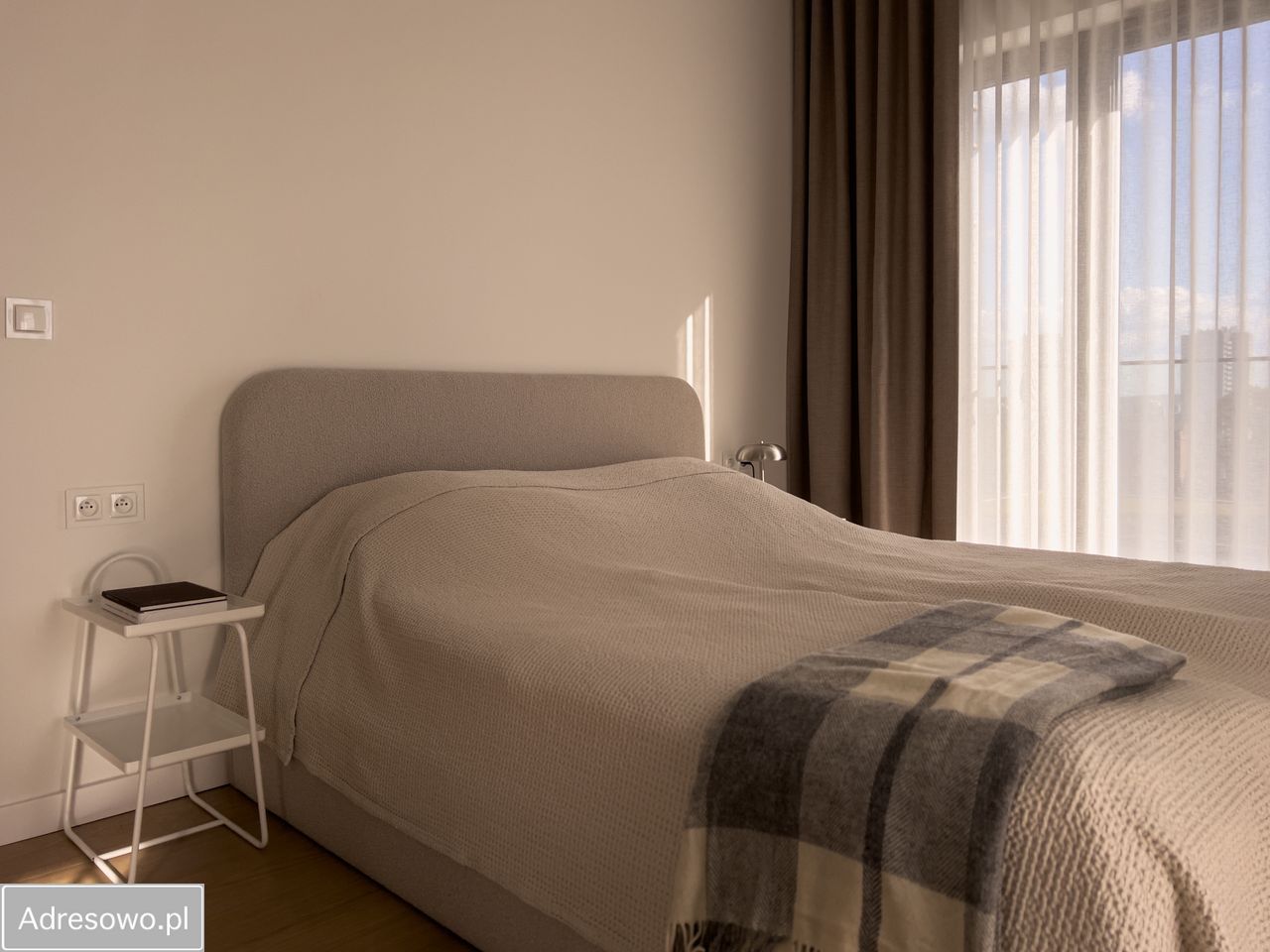 Mieszkanie 3-pokojowe Katowice Bogucice, ul. Henryka Mikołaja Góreckiego. Zdjęcie 2