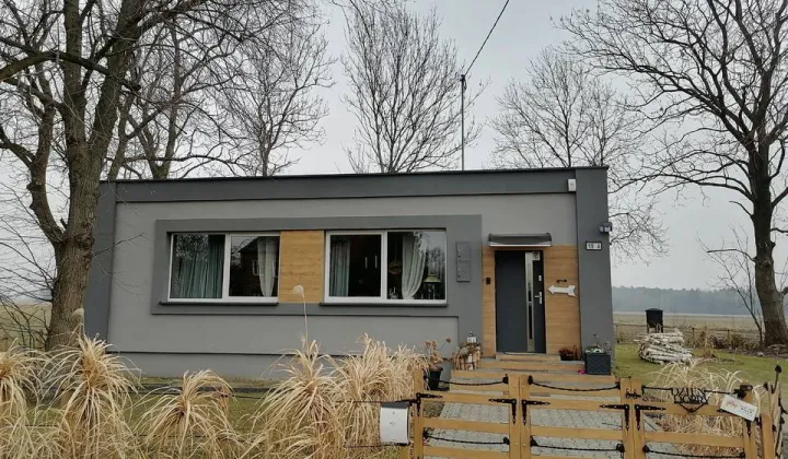 dom wolnostojący Strobin