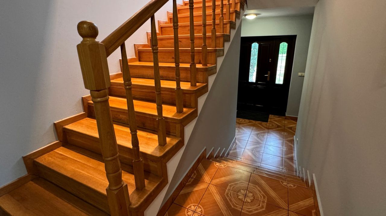 dom wolnostojący, 5 pokoi Milanówek. Zdjęcie 8