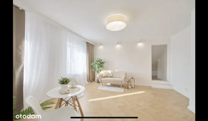 Mieszkanie 2-pokojowe Płock Stare Miasto, Plac Obrońców Warszawy 1