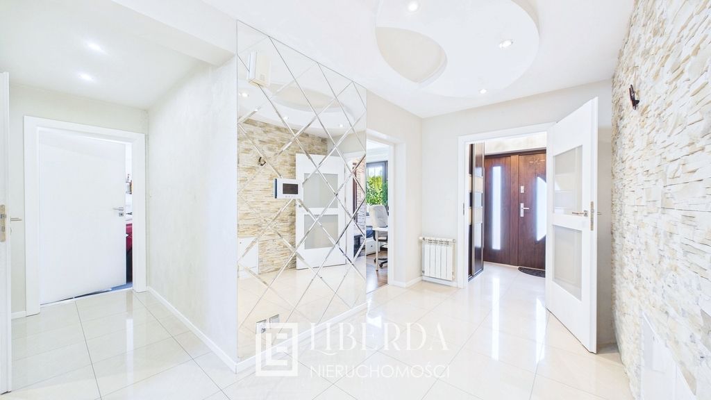 dom wolnostojący, 5 pokoi Puchaczów, ul. Partyzantów. Zdjęcie 15