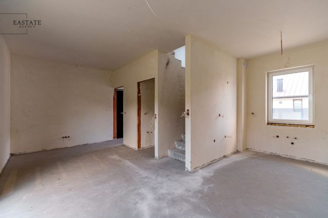 dom szeregowy, 4 pokoje Solec. Zdjęcie 9