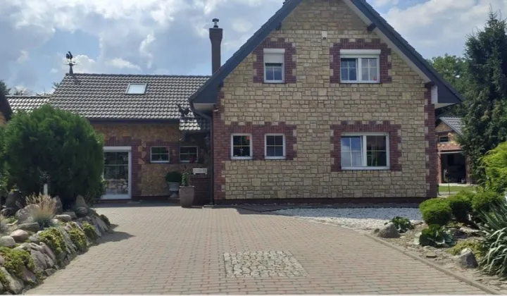 dom wolnostojący, 5 pokoi Karsko