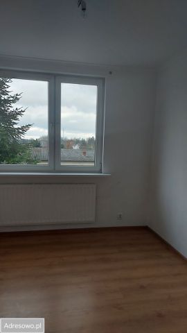 Mieszkanie 3-pokojowe Sobowidz. Zdjęcie 1