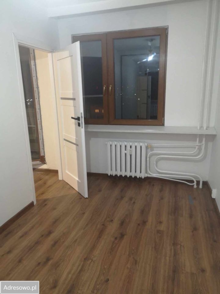 Mieszkanie 3-pokojowe Konin Zatorze, ul. Henryka Wieniawskiego. Zdjęcie 2