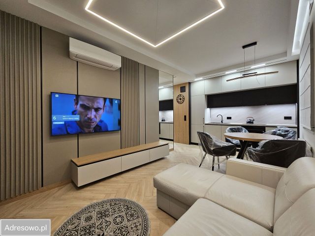 Mieszkanie 3-pokojowe Warszawa Ursus, ul. Zagłoby. Zdjęcie 1