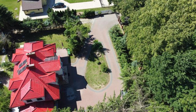 dom wolnostojący, 6 pokoi Nasutów. Zdjęcie 1