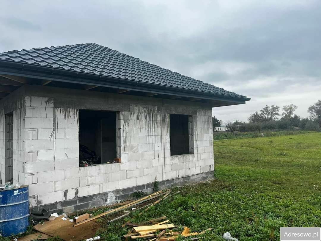 dom wolnostojący, 5 pokoi Zaździerz. Zdjęcie 4