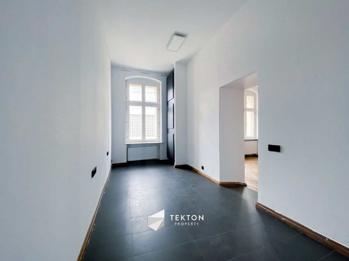 Mieszkanie 3-pokojowe Poznań Stare Miasto, ul. Franciszka Ratajczaka. Zdjęcie 13