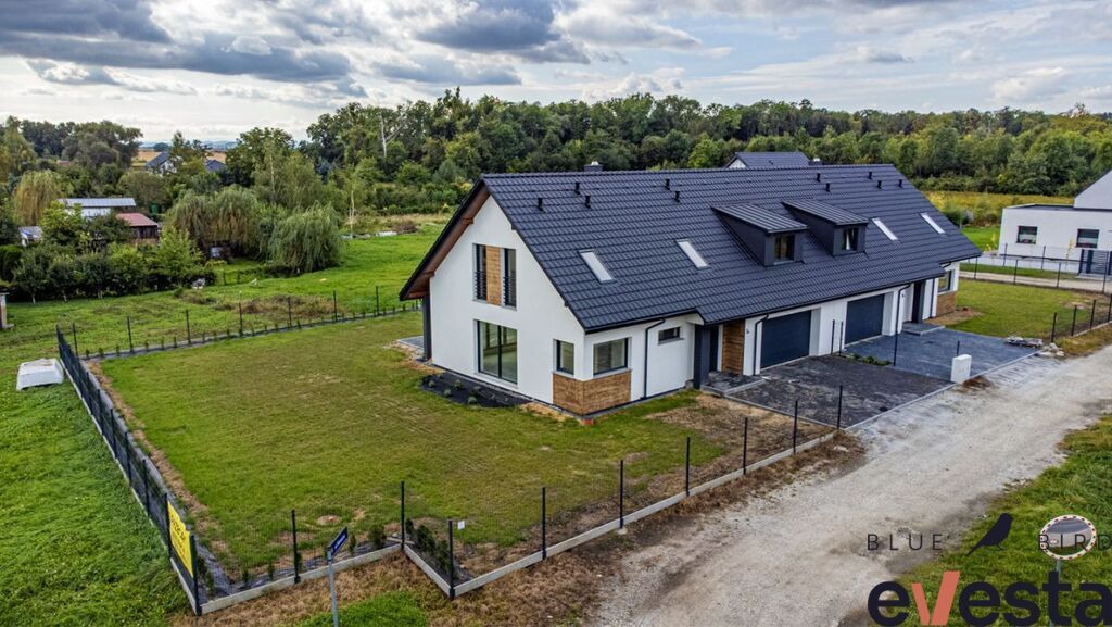 bliźniak, 6 pokoi Szczepankowice, ul. Słoneczna