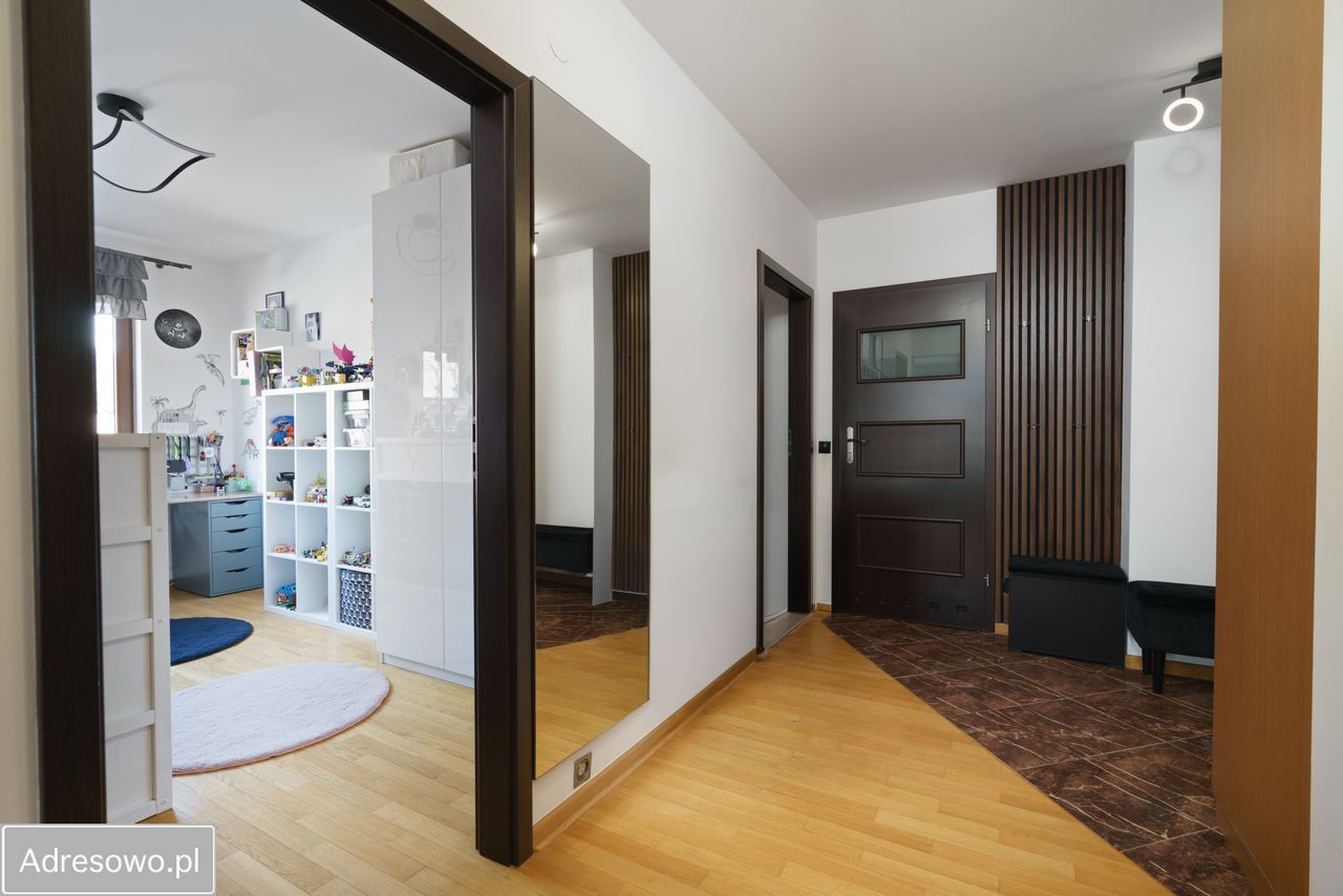 Mieszkanie 3-pokojowe Warszawa Wesoła. Zdjęcie 6