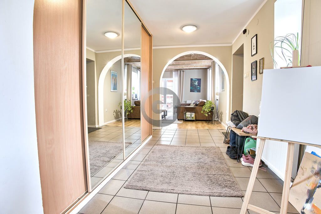 dom wolnostojący, 4 pokoje Podjenin. Zdjęcie 12