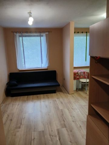 Mieszkanie 1-pokojowe Grodzisk Mazowiecki, ul. Różana. Zdjęcie 1