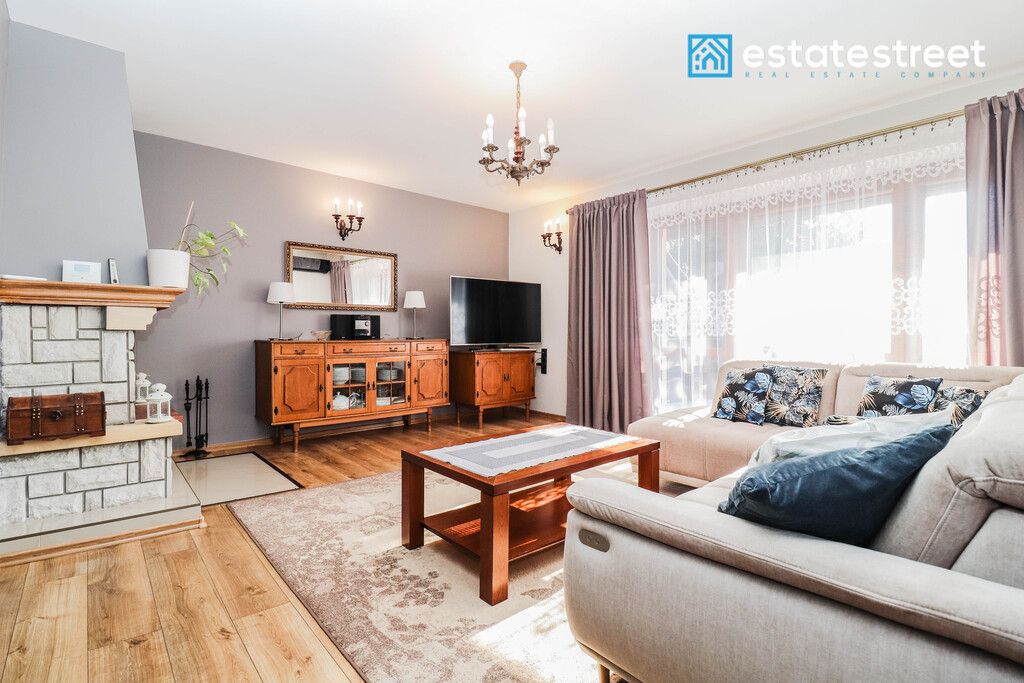 dom wolnostojący, 5 pokoi Węgrzce, ul. C8