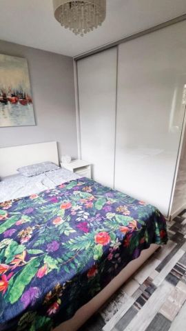 Mieszkanie 3-pokojowe Kraków Prądnik Czerwony, ul. Henryka i Karola Czeczów. Zdjęcie 4