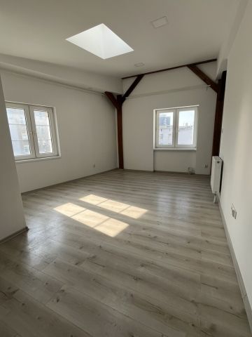 Mieszkanie 3-pokojowe Bydgoszcz, ul. Mazowiecka. Zdjęcie 1